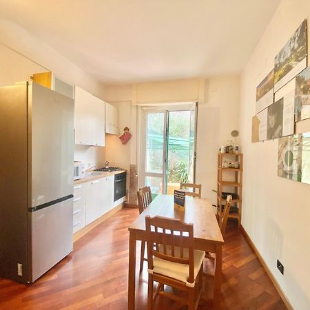Appartement Casaviva - Bilo With Patio In Genova San Teodoro Extérieur photo